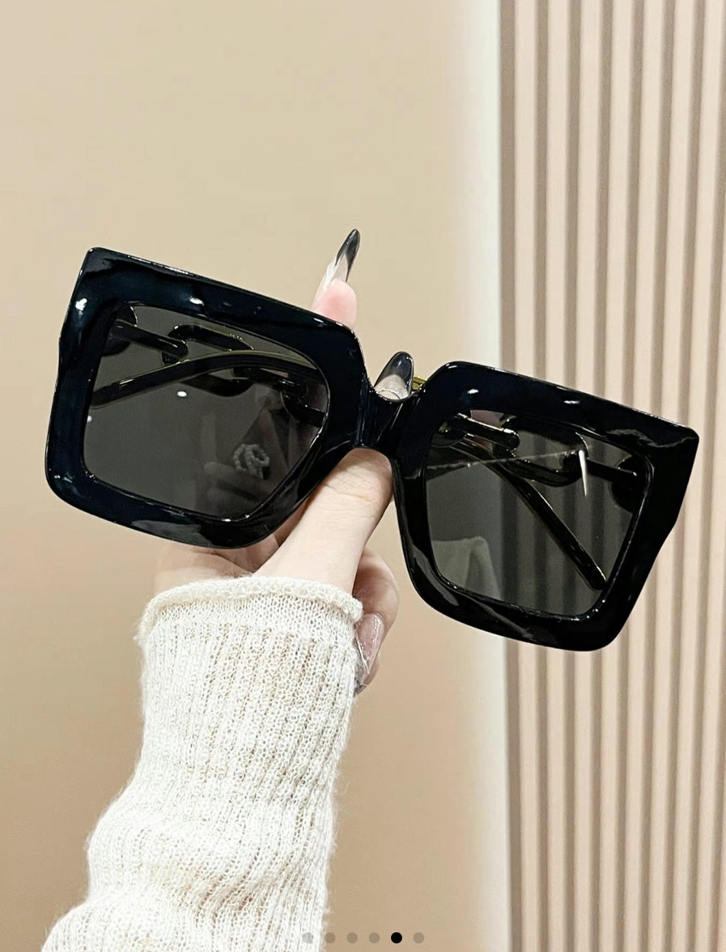 Black  Shades