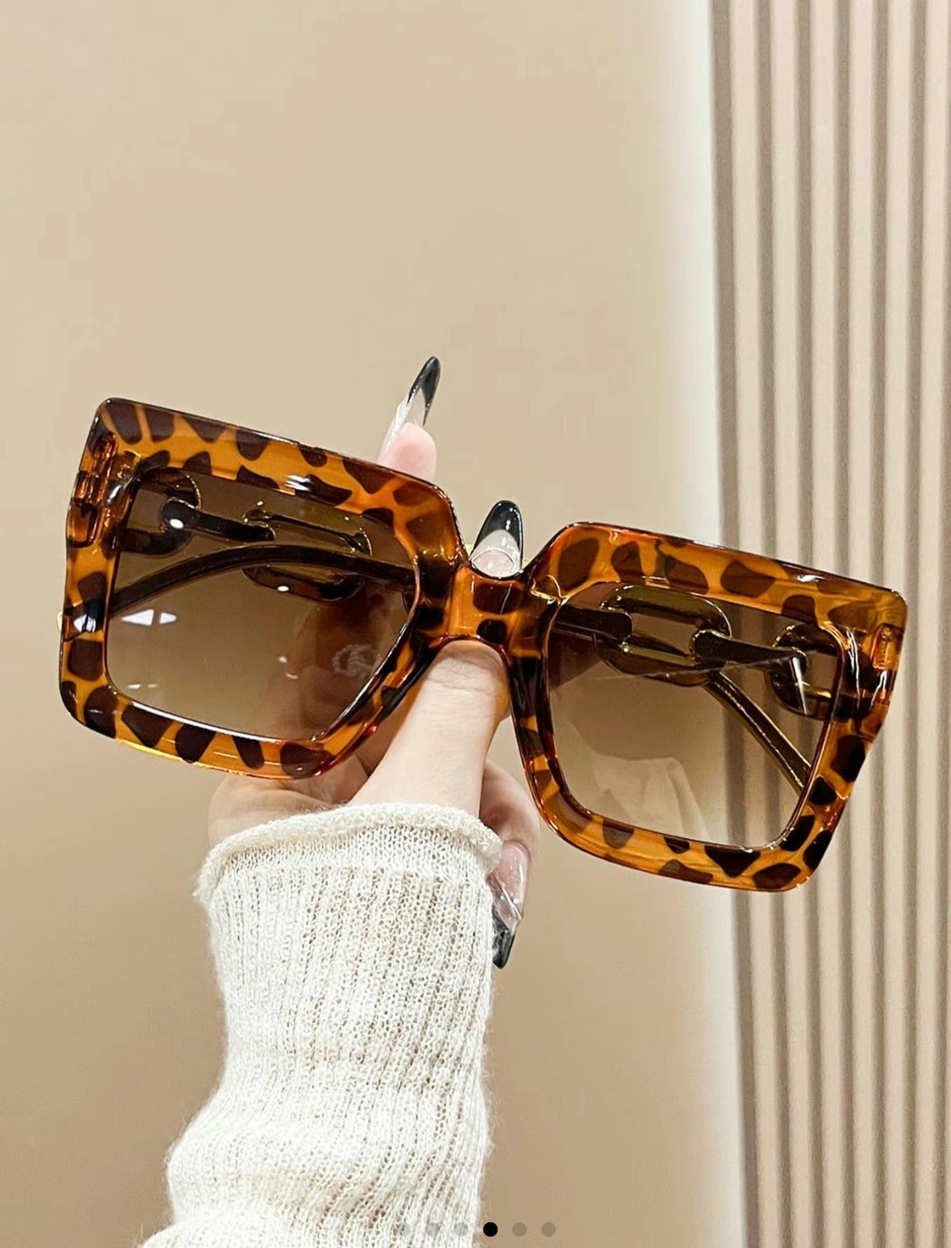 Leoprad Sunglasses