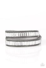 Load image into Gallery viewer, True GLITZ - Silver
