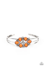 Load image into Gallery viewer, Taj Mahal Meadow - Orange
